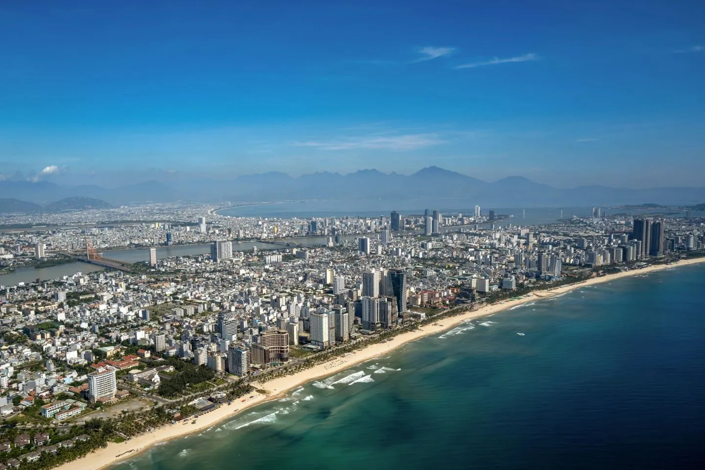 Vì sao BĐS ven biển Đà Nẵng luôn giữ giá tốt?